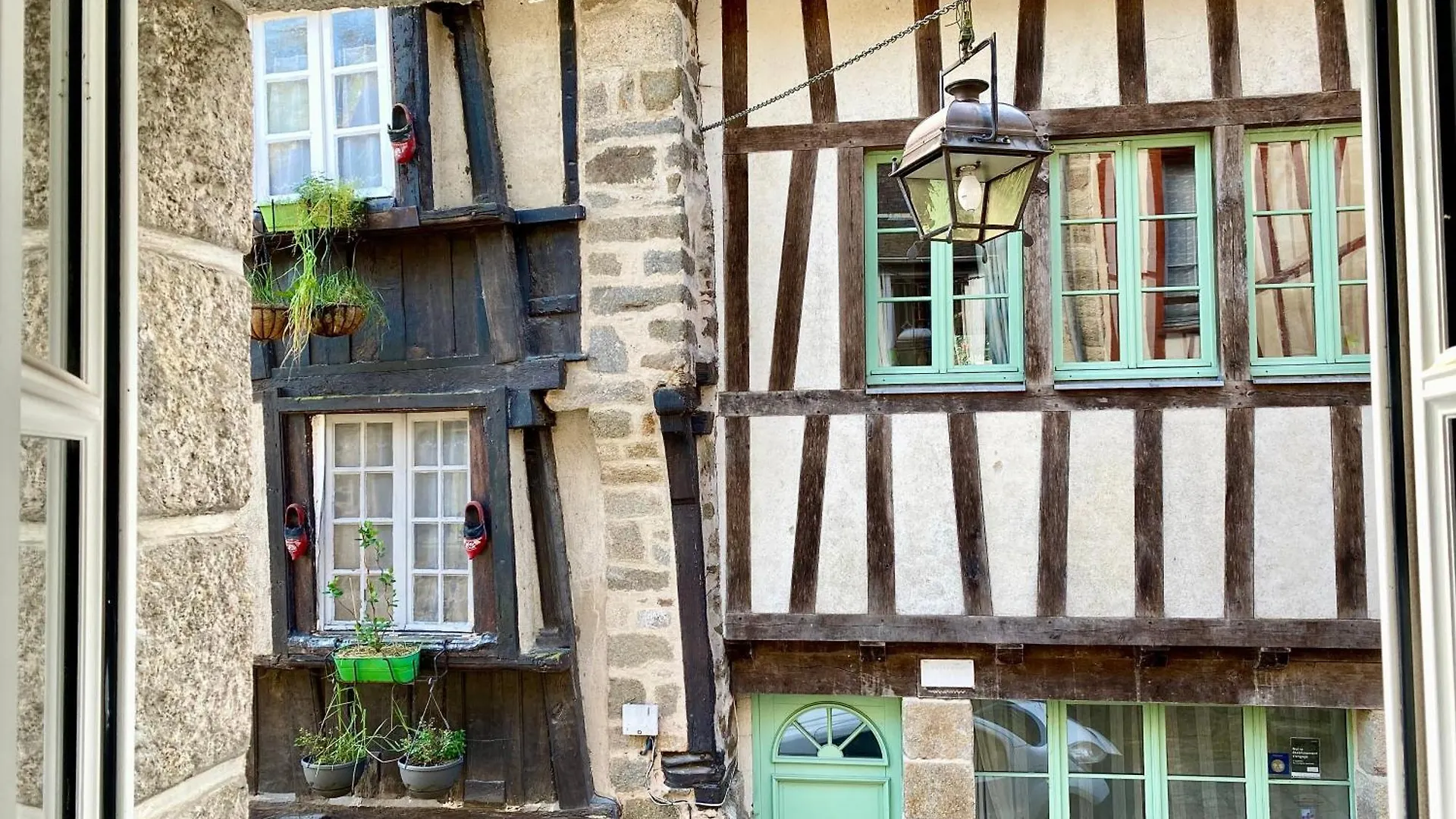 Les Volets Blancs Villa Dinan France
